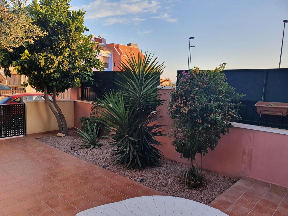 Calle Carlos Primero, Roda Exterior photo